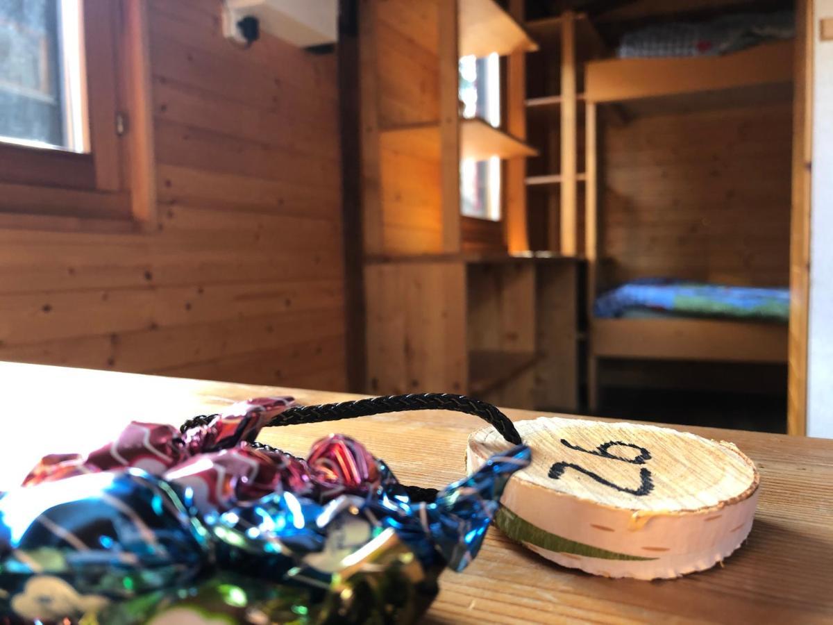 Touring Club Svizzero - Sezione Ticino Hostel Quinto ภายนอก รูปภาพ