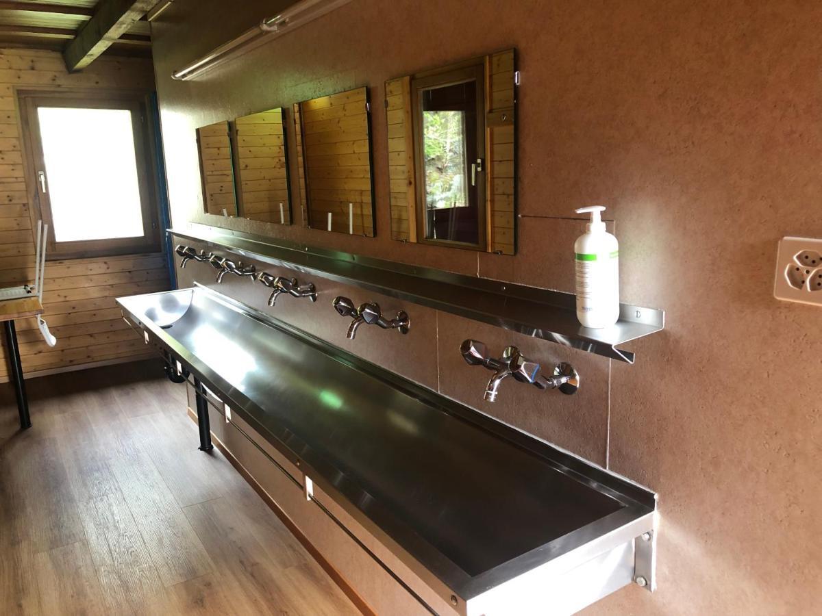 Touring Club Svizzero - Sezione Ticino Hostel Quinto ภายนอก รูปภาพ