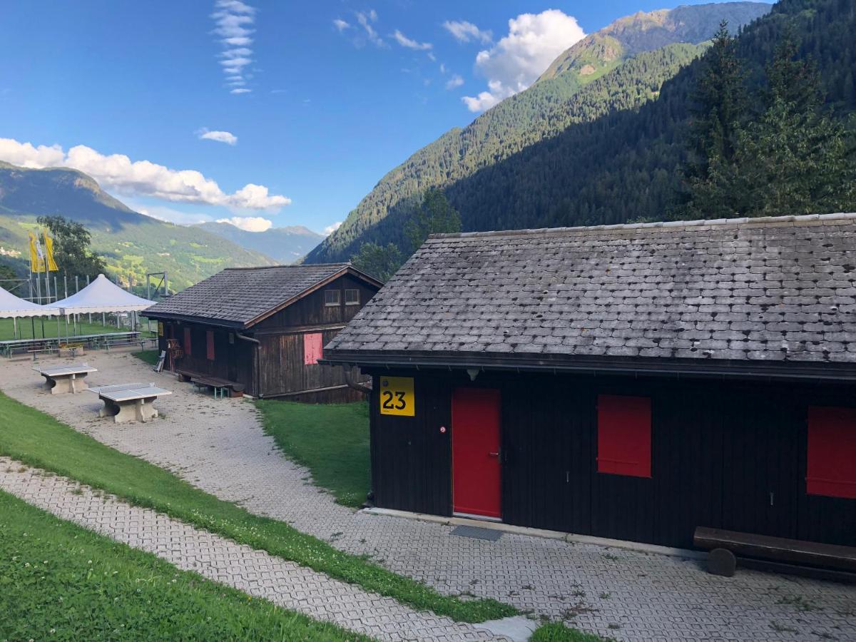 Touring Club Svizzero - Sezione Ticino Hostel Quinto ภายนอก รูปภาพ